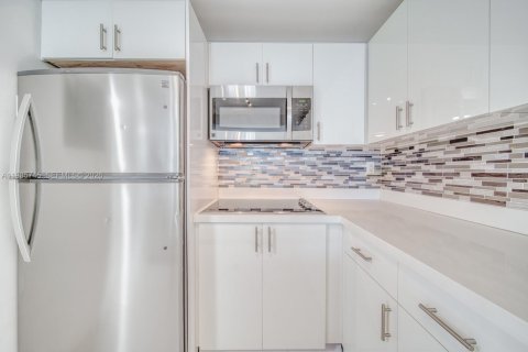 Купить кондоминиум в Майами-Бич, Флорида 1 спальня, 55.74м2, № 2064618 - фото 16