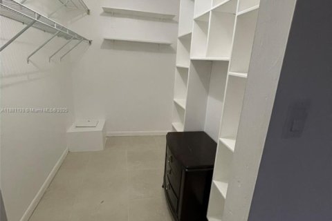 Touwnhouse à louer à Davie, Floride: 3 chambres, 134.71 m2 № 1924461 - photo 13