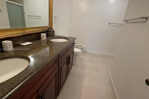 Touwnhouse à louer à Davie, Floride: 3 chambres, 134.71 m2 № 1924461 - photo 19