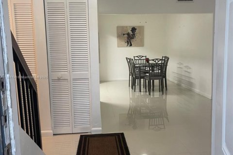 Touwnhouse à louer à Davie, Floride: 3 chambres, 134.71 m2 № 1924461 - photo 3