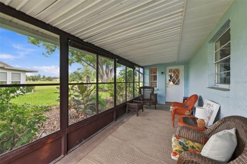 Condo in Sun City Center, Florida, 2 bedrooms  № 2395897 - photo 30