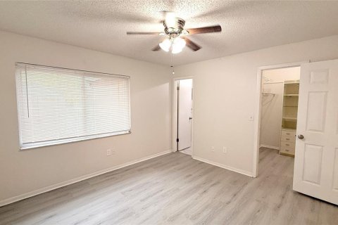 Adosado en venta en Temple Terrace, Florida, 3 dormitorios, 97.55 m2 № 1817282 - foto 18