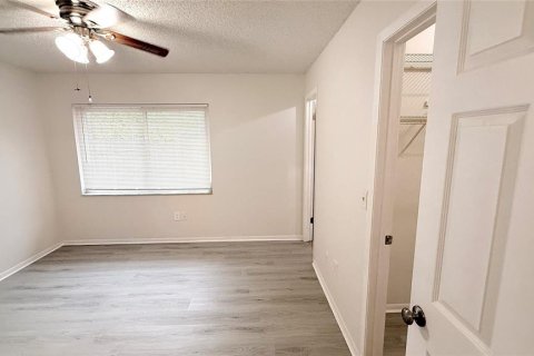 Adosado en venta en Temple Terrace, Florida, 3 dormitorios, 97.55 m2 № 1817282 - foto 16