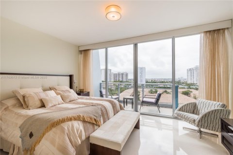Copropriété à louer à Aventura, Floride: 3 chambres, 196.86 m2 № 1691312 - photo 16