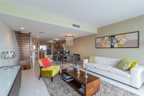Copropriété à louer à Aventura, Floride: 3 chambres, 196.86 m2 № 1691312 - photo 5