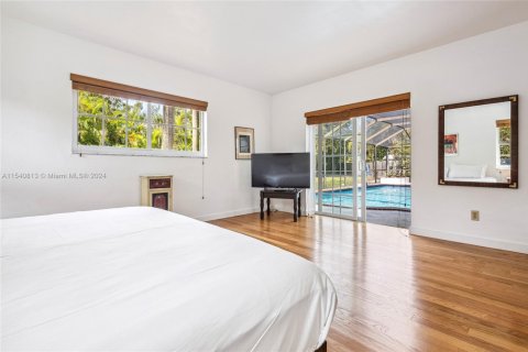 Casa en alquiler en Pinecrest, Florida, 4 dormitorios, 227.24 m2 № 1938094 - foto 25