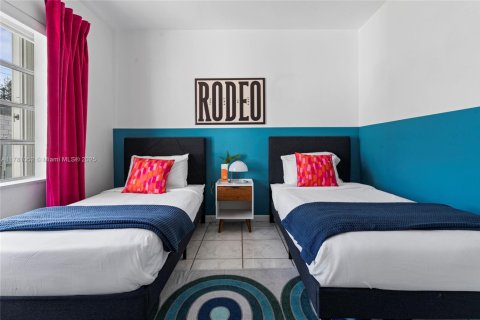 Снять в аренду виллу или дом в Майами, Флорида 3 спальни, 102.66м2, № 1935824 - фото 16