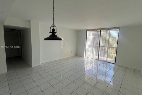 Copropriété à louer à Miami, Floride: 2 chambres, 89.65 m2 № 2075304 - photo 8