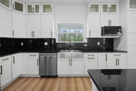 House in Dunnellon, Florida 4 bedrooms, 186.83 sq.m. № 1817968 - photo 11