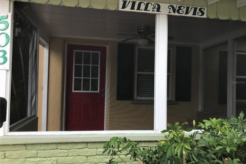 Commercial property in Sarasota, Florida 6 bedrooms, 274.8 sq.m. № 2364779 - photo 5