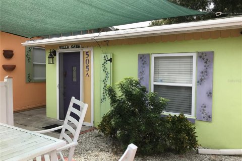 Commercial property in Sarasota, Florida 6 bedrooms, 274.8 sq.m. № 2364779 - photo 28
