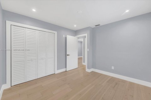 Снять в аренду виллу или дом в Майами, Флорида 4 спальни, 181.53м2, № 2001343 - фото 25