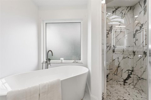 Villa ou maison à vendre à Port Charlotte, Floride: 4 chambres, 219.71 m2 № 2353371 - photo 22