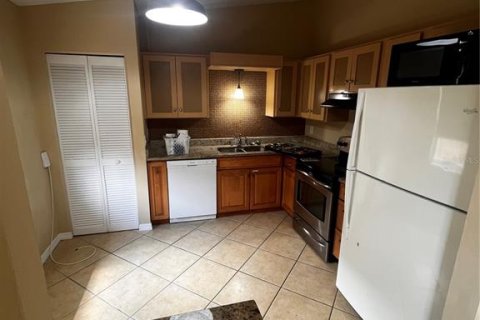 Commercial property in Sarasota, Florida 4 bedrooms, 149.02 sq.m. № 2369620 - photo 15