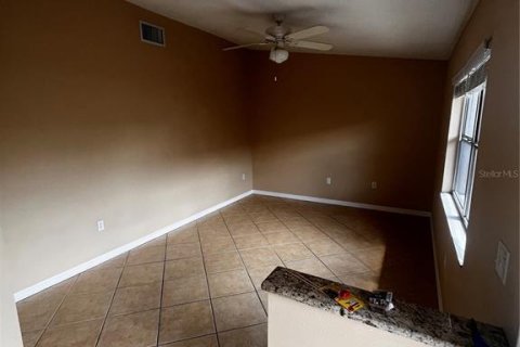 Commercial property in Sarasota, Florida 4 bedrooms, 149.02 sq.m. № 2369620 - photo 18