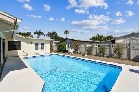 Casa en venta en Safety Harbor, Florida, 4 dormitorios, 189.06 m2 № 1850235 - foto 25