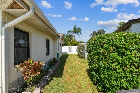 Casa en venta en Safety Harbor, Florida, 4 dormitorios, 189.06 m2 № 1850235 - foto 28