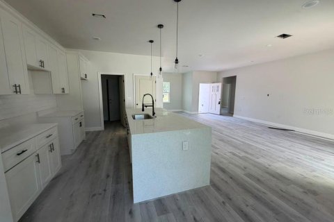 Villa ou maison à vendre à Ocala, Floride: 4 chambres, 181.35 m2 № 2324540 - photo 5