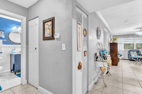 Снять в аренду квартиру в Пемброк-Пайнс, Флорида 1 спальня, 69.86м2, № 1973390 - фото 6