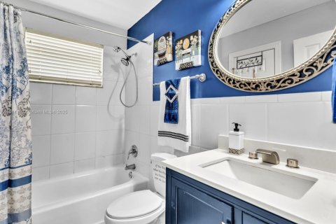 Снять в аренду квартиру в Пемброк-Пайнс, Флорида 1 спальня, 69.86м2, № 1973390 - фото 11