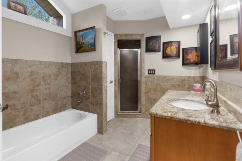 Casa en venta en Spring Hill, Florida, 3 dormitorios, 265.89 m2 № 1913662 - foto 28