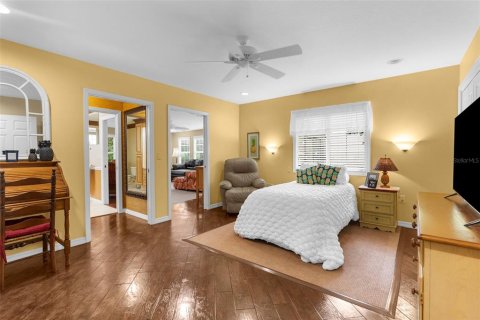 House in Spring Hill, Florida 3 bedrooms, 265.89 sq.m. № 1913662 - photo 17
