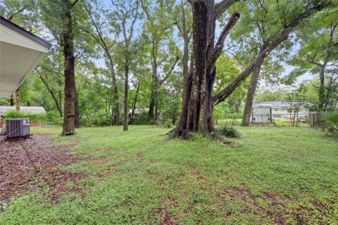 Villa ou maison à vendre à DeLand, Floride: 2 chambres, 187.29 m2 № 2410087 - photo 30