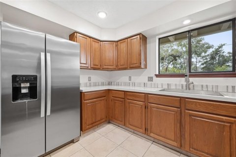 Villa ou maison à vendre à DeLand, Floride: 2 chambres, 187.29 m2 № 2410087 - photo 12