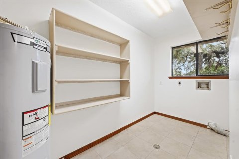 Villa ou maison à vendre à DeLand, Floride: 2 chambres, 187.29 m2 № 2410087 - photo 27