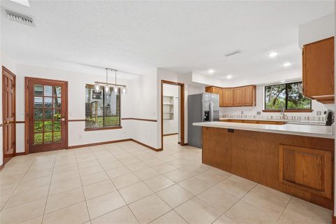 Villa ou maison à vendre à DeLand, Floride: 2 chambres, 187.29 m2 № 2410087 - photo 8