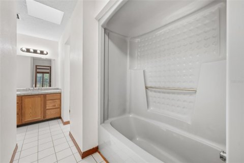 Villa ou maison à vendre à DeLand, Floride: 2 chambres, 187.29 m2 № 2410087 - photo 18