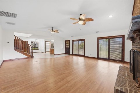Villa ou maison à vendre à DeLand, Floride: 2 chambres, 187.29 m2 № 2410087 - photo 5