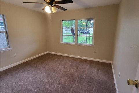 Casa en venta en Zephyrhills, Florida, 4 dormitorios, 152.73 m2 № 1877412 - foto 18