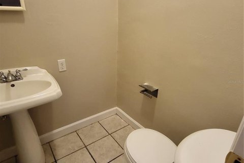 Casa en venta en Zephyrhills, Florida, 4 dormitorios, 152.73 m2 № 1877412 - foto 29
