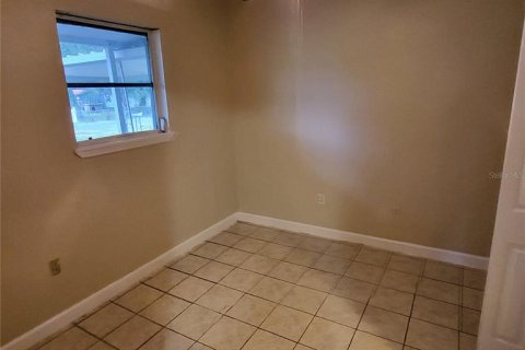 Casa en venta en Zephyrhills, Florida, 4 dormitorios, 152.73 m2 № 1877412 - foto 27