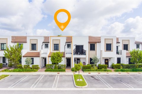Touwnhouse à Miami, Floride 3 chambres, 122.63 m2 № 2027036