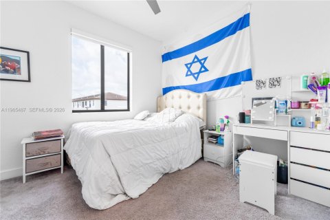 Touwnhouse à louer à Miami, Floride: 3 chambres, 122.63 m2 № 2027036 - photo 3