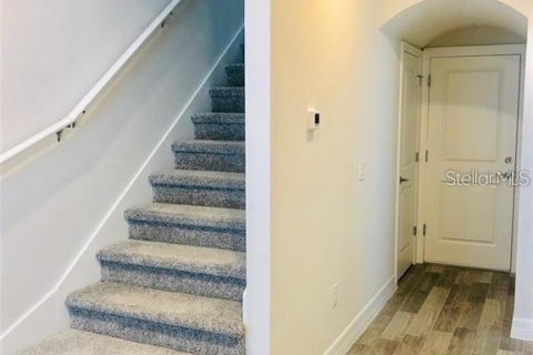 Townhouse in Orlando, Florida 3 bedrooms, 195.09 sq.m. № 2117247 - photo 2