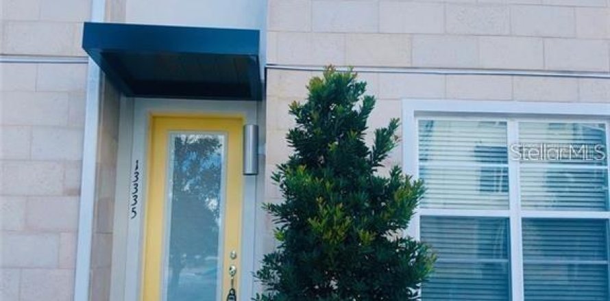 Townhouse in Orlando, Florida 3 bedrooms, 195.09 sq.m. № 2117247