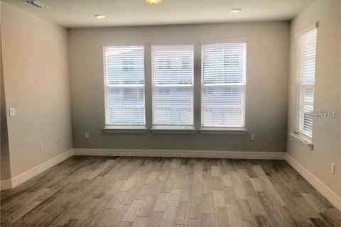 Townhouse in Orlando, Florida 3 bedrooms, 195.09 sq.m. № 2117247 - photo 19