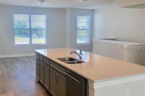 Townhouse in Orlando, Florida 3 bedrooms, 195.09 sq.m. № 2117247 - photo 16