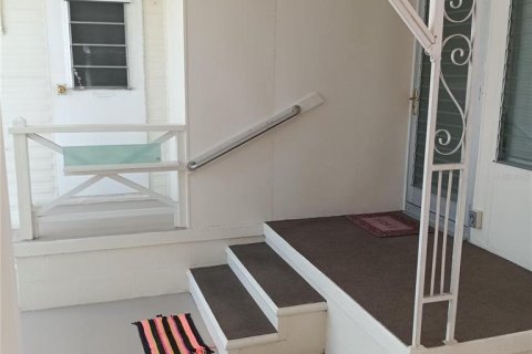 Apartamento en alquiler en Bradenton, Florida, 2 dormitorios, 85.66 m2 № 1901011 - foto 26