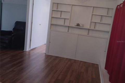 Apartamento en alquiler en Bradenton, Florida, 2 dormitorios, 85.66 m2 № 1901011 - foto 9