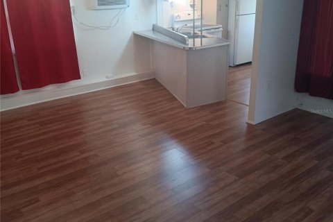 Apartamento en alquiler en Bradenton, Florida, 2 dormitorios, 85.66 m2 № 1901011 - foto 12