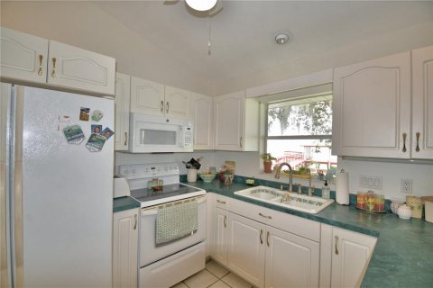 Casa en venta en Frostproof, Florida, 3 dormitorios, 132.94 m2 № 1544922 - foto 10