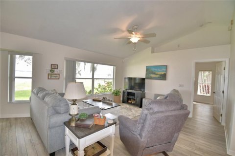 Casa en venta en Frostproof, Florida, 3 dormitorios, 132.94 m2 № 1544922 - foto 5