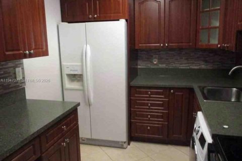 Снять в аренду кондоминиум в Майами, Флорида 1 спальня, 70.23м2, № 2004573 - фото 7