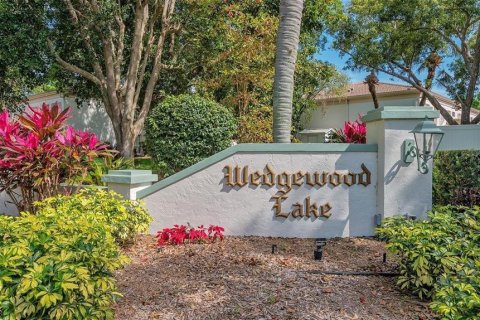 Condo in Sarasota, Florida, 2 bedrooms  № 2201874 - photo 30