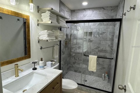 Condo in Sarasota, Florida, 2 bedrooms  № 2201874 - photo 28