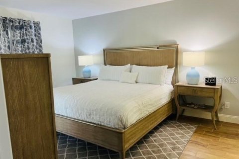Condo in Sarasota, Florida, 2 bedrooms  № 2201874 - photo 21